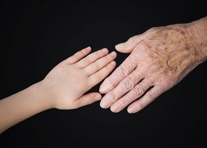 Возрастные особенности кожи пожилого человека и опасные изменения